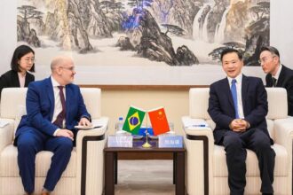 ebc-firma-parceria-inedita-com-china-media-group