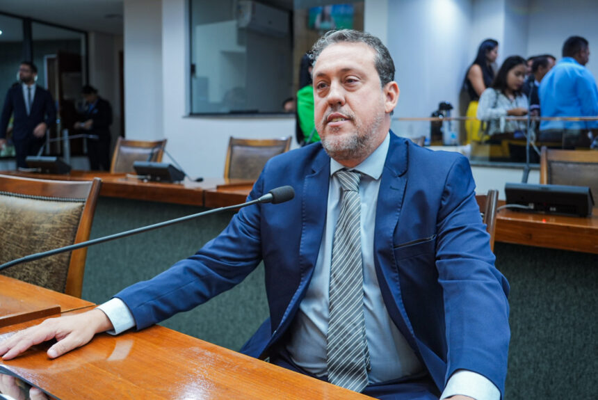 projeto-de-lei-do-deputado-dr.-danilo-alencar-homenageia-ex-governador-moises-avelino