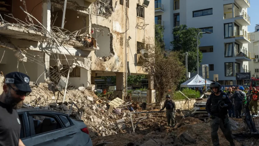 ira-ataca-de-surpresa-tel-aviv-com-missil-de-100-kg-e-deixa-feridos;-veja