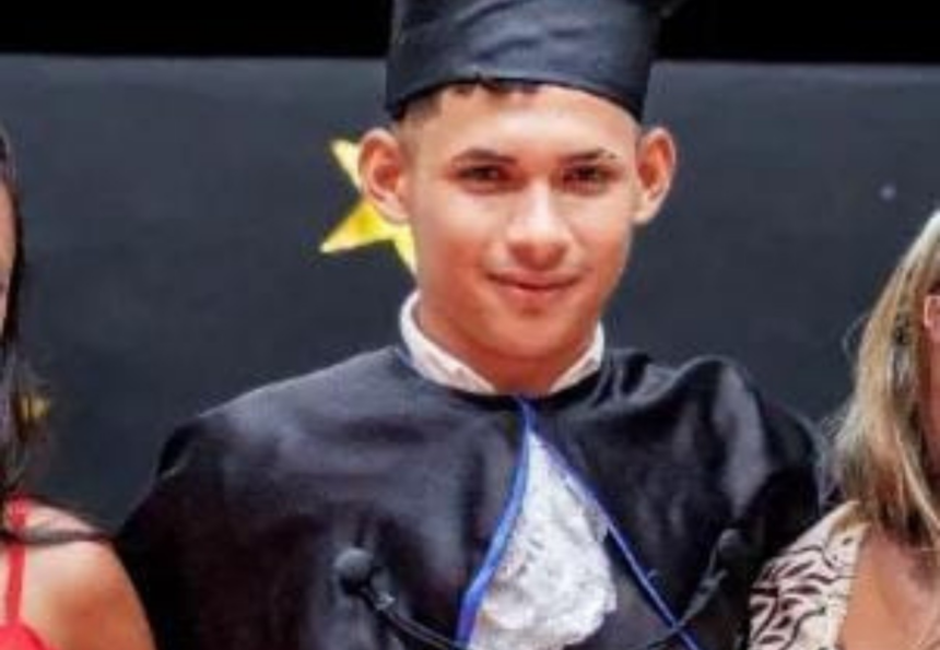 jovem-que-morreu-apos-cair-de-moto-estava-indo-para-casa-comer-lasanha-com-a-familia,-diz-irma