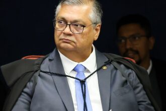 dino-afasta-prefeito-e-vice-de-macapa-por-suspeita-de-desvio-de-verba