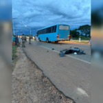 motociclista-morre-apos-acidente-com-onibus-na-entrada-de-ponte-na-br-235,-em-pedro-afonso