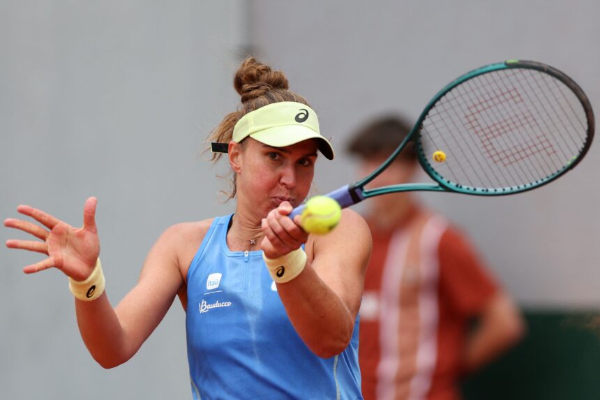 em-baixa,-bia-haddad-perde-para-espanhola-na-estreia-do-wta-1000-de-indian-wells-e-acumula-setima-derrota-no-ano