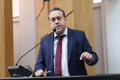 projeto-do-deputado-dr.-danilo-visa-o-combate-a-ansiedade-e-ao-bullying-nas-escolas-do-tocantins