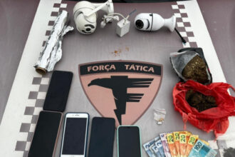 em-alvorada:-denuncias-da-populacao-levam-pmto-a-prender-seis-pessoas-e-desarticular-ponto-de-trafico-na-cidade