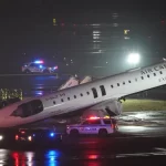 ‘salvaram-vidas’,-diz-passageira-sobre-pilotos-de-aviao-que-bateu-em-ny