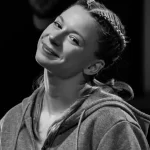 influenciadora-morre-aos-23-anos-atropelada-por-caminhao-na-tailandia