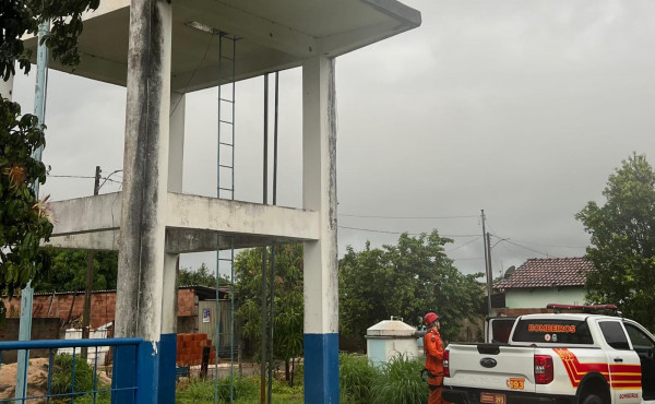 corpo-de-bombeiros-militar-do-tocantins-realiza-resgate-de-mulher-presa-em-torre-de-20-metros-em-jau-do-tocantins