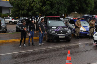 operacao-mulher-segura:-forcas-de-seguranca-realizam-blitz-educativa-de-conscientizacao-contra-a-violencia-domestica-em-palmas