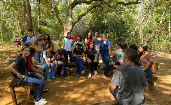 naturatins-promove-acao-de-educacao-ambiental-com-estudantes-no-parque-estadual-do-cantao