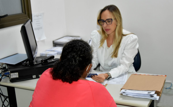 no-dia-mundial-de-prevencao-ao-cancer-de-colo-do-utero,-ses/to-alerta-para-diagnostico-precoce-e-cuidado-continuo-com-a-saude-da-mulher
-–-secom-to