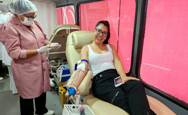 ses/to-recebe-unidade-movel-da-hemorrede-para-doacao-de-sangue-e-cadastro-de-medula-ossea
-–-secom-to