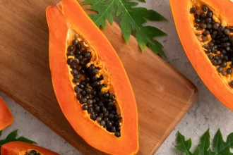 sementes-de-mamao:-veja-possiveis-beneficios-e-como-usar