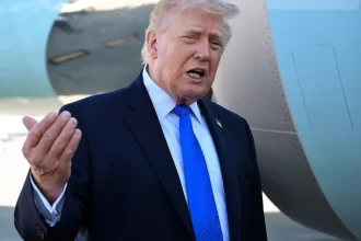trump-faz-ameaca-ao-ira-e-cobra-acordo-“antes-que-seja-tarde-demais”