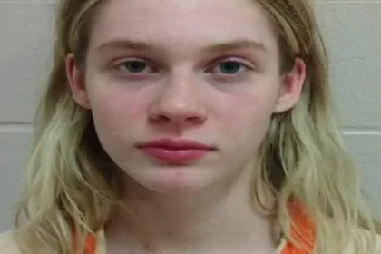 jovem-colide-contra-casa-durante-a-noite-e-mata-mae-e-filho-de-7-anos