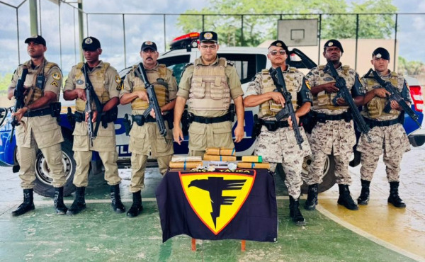 em-dianopolis:-policia-militar-apreende-mais-de-3-kg-de-drogas-e-detem-tres-suspeitos-por-trafico