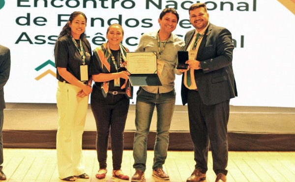 em-brasilia,-governo-do-tocantins-recebe-condecoracao-do-fnas-por-fortalecer-a-assistencia-social-–-secom-to