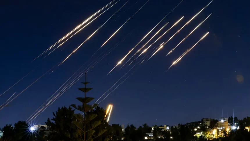 israel-lanca-nova-onda-de-ataques-contra-o-ira