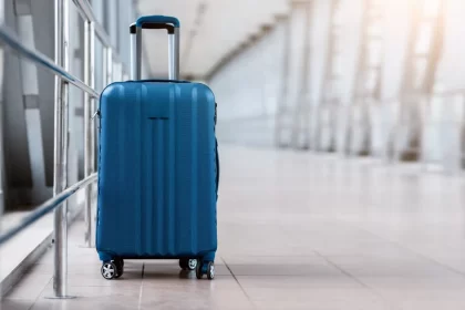 britanica-recebe-r$-160-mil-alegando-ansiedade,-mas-e-condenada-apos-viagem