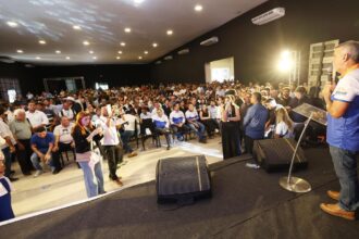 amelio-cayres-garante-aprovacao-de-doacao-de-lote-para-associacao-de-vereadores