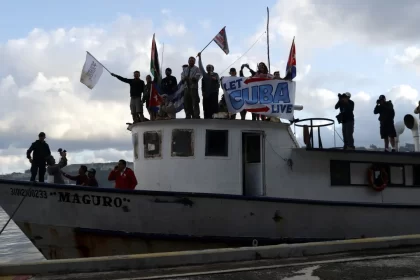 barcos-que-levavam-ajuda-a-cuba-desaparecem-no-mar