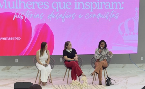 diretora-do-instituto-de-identificacao-e-delegada-participam-de-roda-de-conversa-com-estudantes-em-paraiso