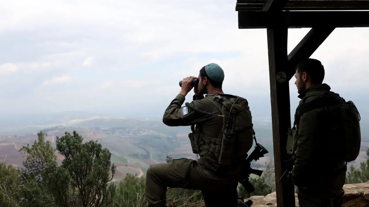 exercito-israelense-bombardeia-periferia-de-cidade-historica-no-libano