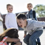 criancas-de-5-a-9-anos-lideram-alta-de-internacoes-por-saude-mental-em-sp