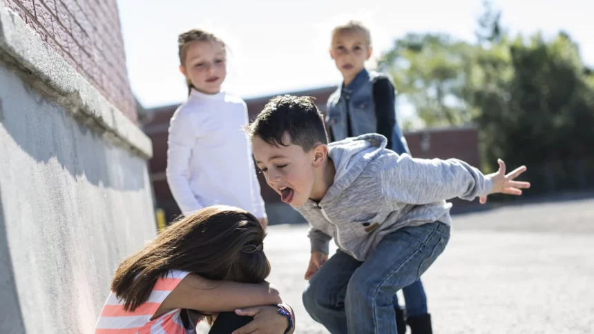 criancas-de-5-a-9-anos-lideram-alta-de-internacoes-por-saude-mental-em-sp