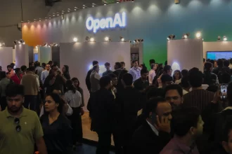 diretora-de-robotica-da-openai-demite-se-devido-a-acordo-com-pentagono