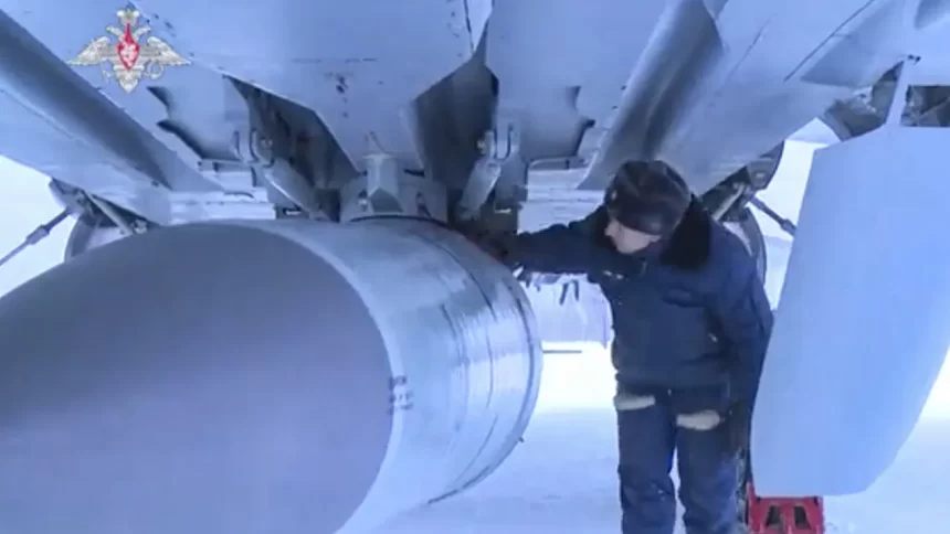 russia-ataca-ucrania-com-missil-hipersonico-kinzhal-e-442-drones