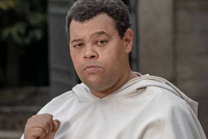 relembre-a-trajetoria-profissional-de-babu-santana