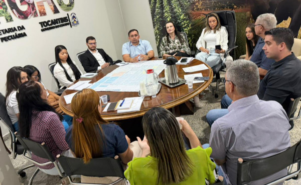 governo-do-tocantins-e-prefeitura-de-palmas-fortalecem-parceria-para-organizar-ambulantes-na-agrotins-2026