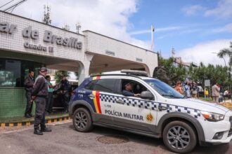 moraes-nega-livre-acesso-de-filhos-de-bolsonaro-a-prisao-domiciliar