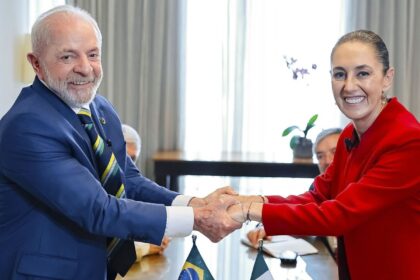 por-telefone,-lula-convida-presidente-do-mexico-a-visitar-o-brasil