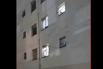 mae-salta-de-predio-com-filha-para-fugir-de-agressoes;-suspeito-e-preso