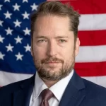 lula-revoga-visto-de-assessor-de-trump-que-queria-visitar-bolsonaro