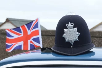 policia-encontra-bolsa-que-seria-de-brasileira-desaparecida-na-inglaterra