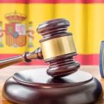 mulher-e-morta-com-16-facadas;-acusado-diz-que-ela-caiu-sobre-faca