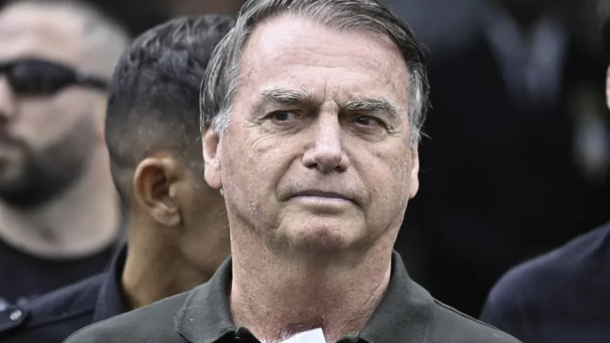 stf-autoriza-que-assessor-de-trump-visite-bolsonaro-na-prisao
