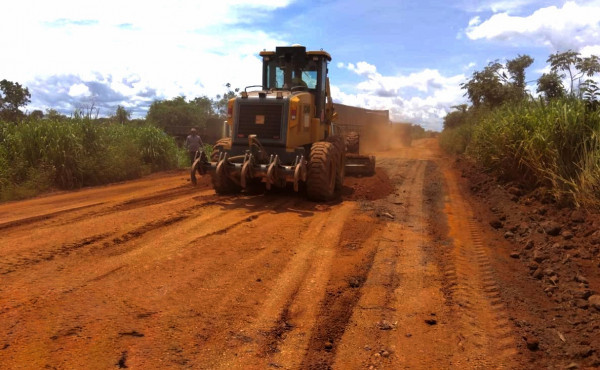 forca-tarefa-do-governo-do-tocantins-atua-de-forma-emergencial-em-rodovias-para-garantir-trafegabilidade-durante-periodo-chuvoso