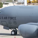 aviao-militar-dos-eua-cai-na-guerra-contra-o-ira;-grupo-assume-ataque