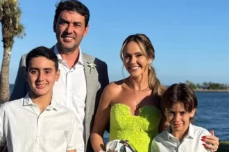 “eu-nao-me-conformo”:-mae-fala-um-mes-apos-assassinato-dos-filhos