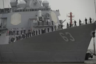 eua-enviam-2.500-fuzileiros-e-navio-ao-oriente-medio