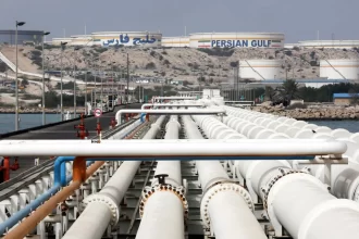 exercito-do-ira-ameaca-destruir-infraestruturas-energeticas-ligadas-a-eua