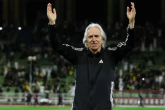 jorge-jesus-elogia-joao-felix-e-fixa-prazo-para-cristiano-ronaldo