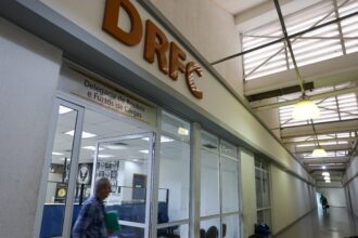 policiais-do-rio-e-de-sp-prendem-mc-suspeito-de-apologia-ao-trafico