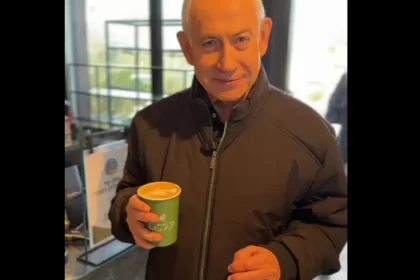 netanyahu-ironiza-boatos-sobre-morte-e-diz-estar-“mortinho-por-cafe”