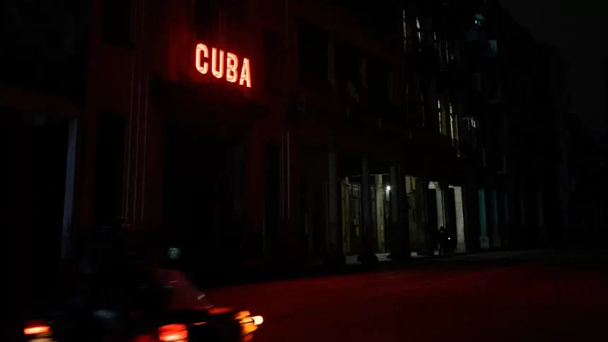 sob-bloqueio-dos-eua,-cuba-sofre-falha-total-da-rede-eletrica-e-fica-no-escuro