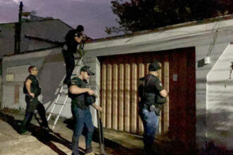 policia-civil-do-tocantins-deflagra-operacao-alquimia-contra-faccao-criminosa-envolvida-com-trafico-de-drogas-e-lavagem-de-dinheiro
-–-secom-to